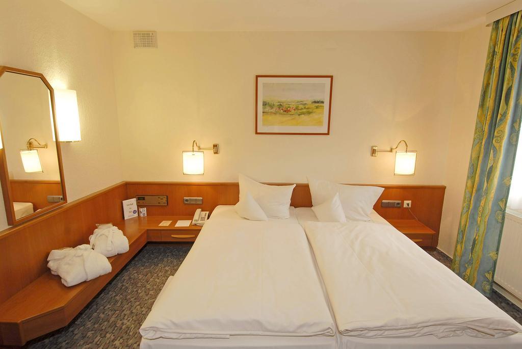 Balladins Superior Hotel Gutsmann Bad Bramstedt Rom bilde